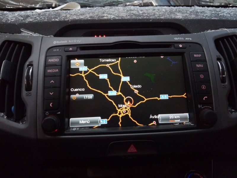 Recambio de sistema navegacion gps para kia sportage drive 4x2 referencia OEM IAM   E3-A3-44-4