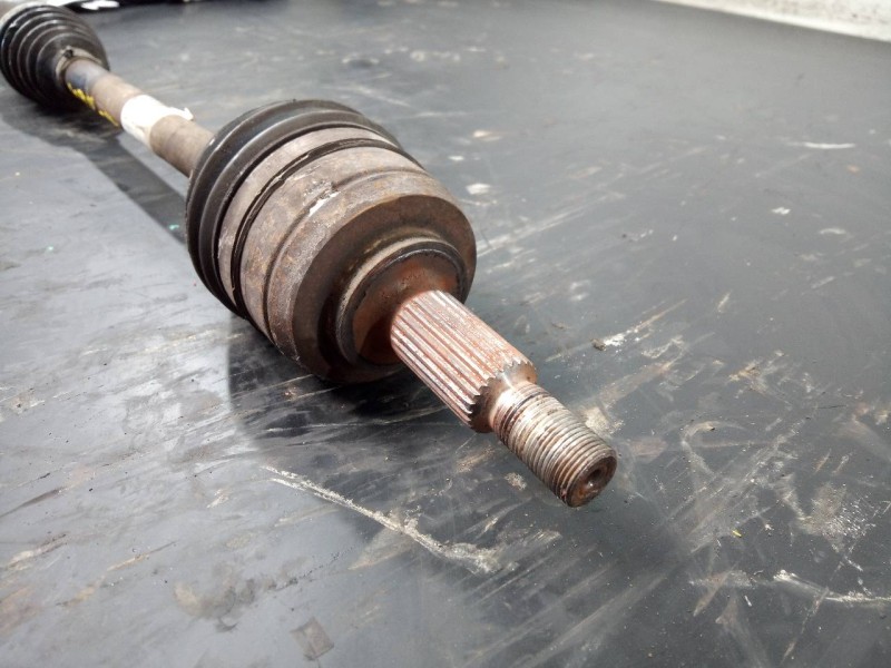 Recambio de transmision delantera izquierda para renault megane iii berlina 5 p authentique referencia OEM IAM 8200725499  P1-B6