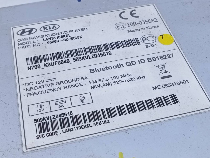 Recambio de sistema navegacion gps para kia sportage drive 4x2 referencia OEM IAM   E3-A3-44-4