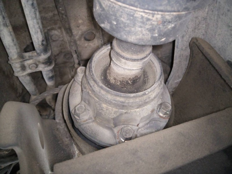 Recambio de transmision central para mitsubishi montero (v60/v70) 3.2 di-d avance (5-ptas.) referencia OEM IAM   