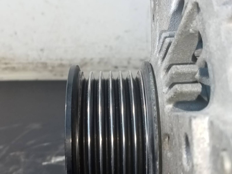 Recambio de alternador para bmw x3 (f25) xdrive20d m sport referencia OEM IAM 764681402  