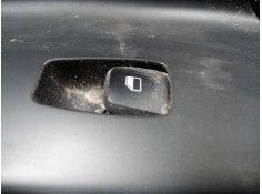 MANDO ELEVALUNAS DELANTERO DERECHO 