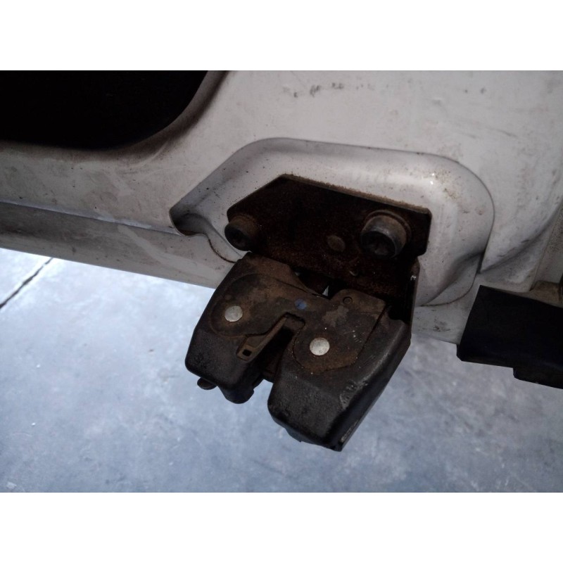 Recambio de cerradura maletero / porton para fiat doblo ii (152) pop referencia OEM IAM   