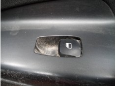 MANDO ELEVALUNAS TRASERO DERECHO 