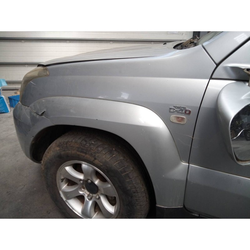 Recambio de aleta delantera izquierda para toyota land cruiser (j12) 3.0 d4-d vxl referencia OEM IAM   