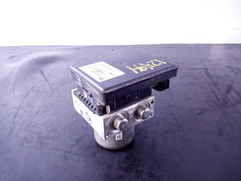 Recambio de abs para jeep renegade night eagle 4x2 referencia OEM IAM 52022986 50302070738 P3-A8-19-4