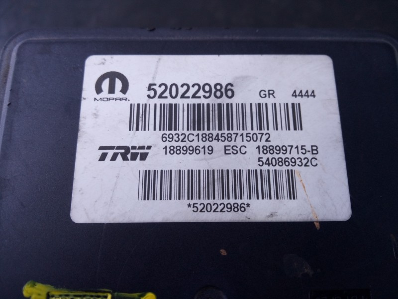 Recambio de abs para jeep renegade night eagle 4x2 referencia OEM IAM 52022986 50302070738 P3-A8-19-4