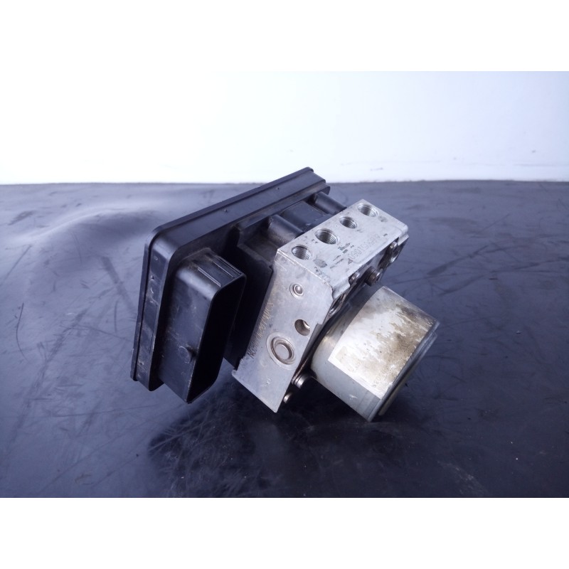 Recambio de abs para jeep renegade night eagle 4x2 referencia OEM IAM 52022986 50302070738 P3-A8-19-4