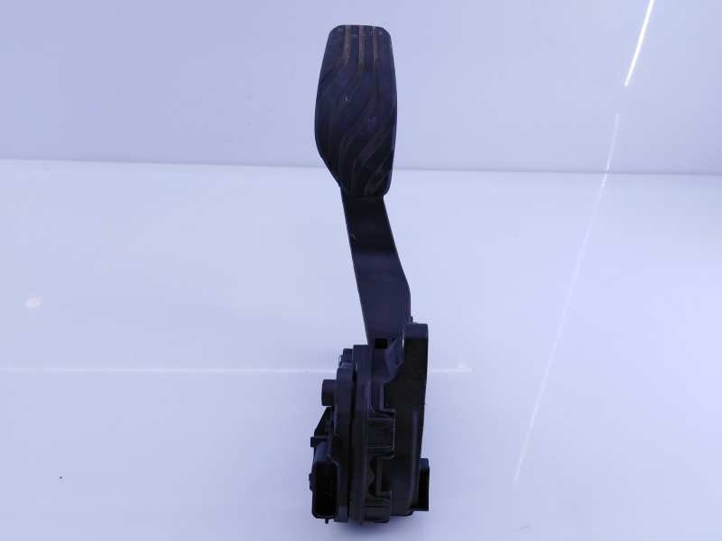 Recambio de pedal acelerador para nissan qashqai (j11) tekna referencia OEM IAM 189024BA0B 6PV00997815 E3-B4-36-3