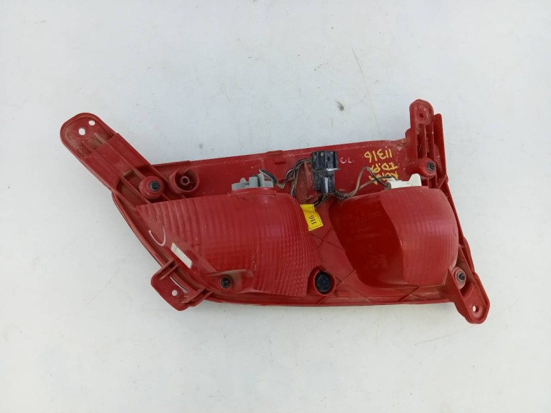 Recambio de piloto trasero izquierdo de paragolpes para hyundai kona style 2wd referencia OEM IAM 92406J90  E2-B5-53-2