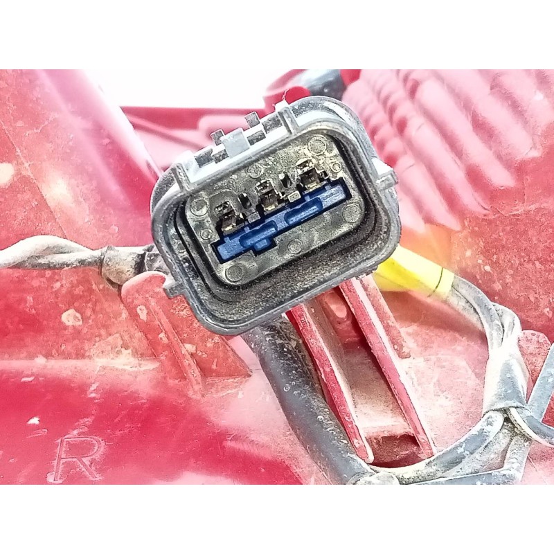 Recambio de piloto trasero izquierdo de paragolpes para hyundai kona style 2wd referencia OEM IAM 92406J90  E2-B5-53-2