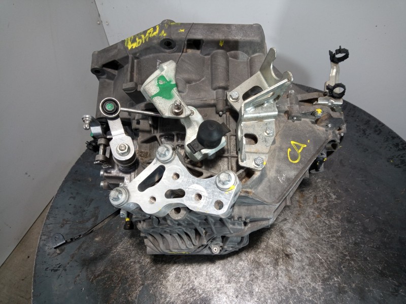 Recambio de caja cambios para jeep renegade night eagle 4x2 referencia OEM IAM 55250410 C63563531 M1-B4-105