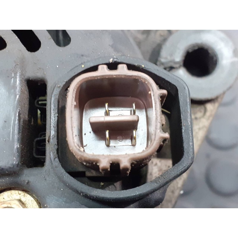 Recambio de alternador para toyota land cruiser (j15) basis referencia OEM IAM 2706030130 1042105440 P3-A4-12-3
