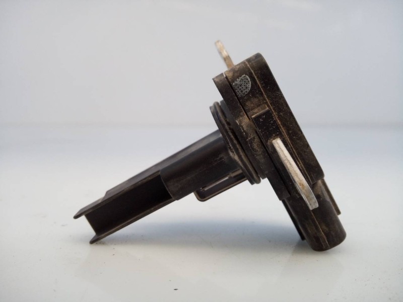 Recambio de caudalimetro para toyota land cruiser (j15) basis referencia OEM IAM 2220430020 1964005270 E3-B2-8-3