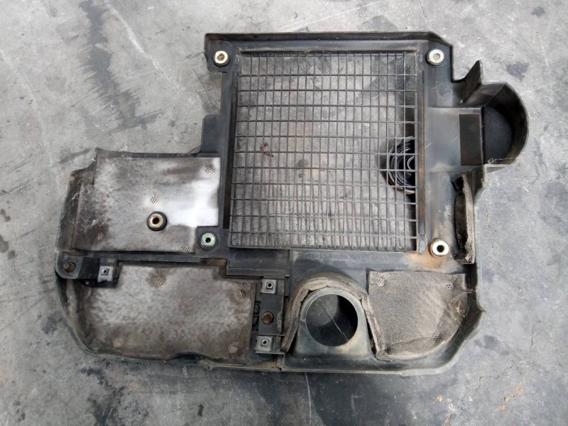 Recambio de tapa motor para toyota land cruiser (j12) 3.0 d4-d vxl referencia OEM IAM   