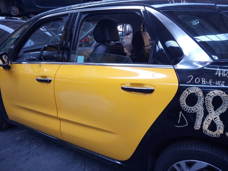 Recambio de puerta trasera izquierda para citroën c4 picasso exclusive referencia OEM IAM   