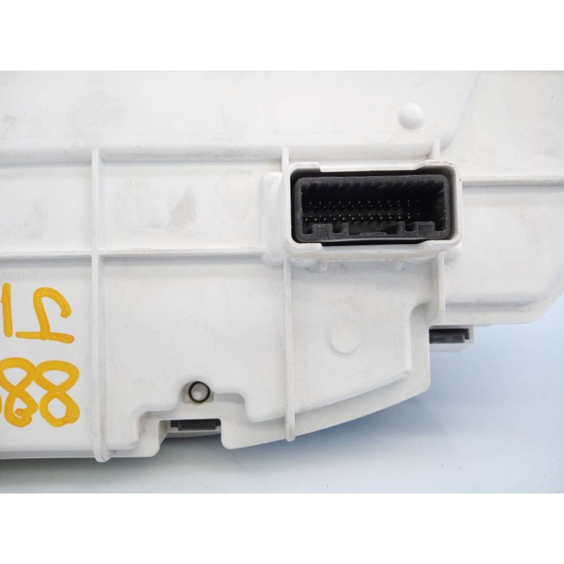 Recambio de cuadro instrumentos para toyota land cruiser (j15) basis referencia OEM IAM 8380060X61A  E3-B2-8-3