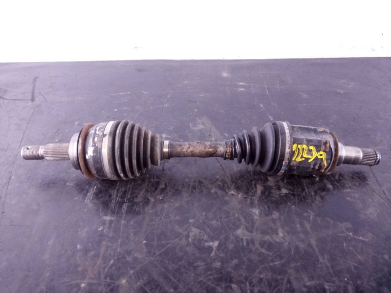 Recambio de transmision delantera izquierda para toyota land cruiser (j12) 3.0 d4-d vxl referencia OEM IAM   P1-A6-17