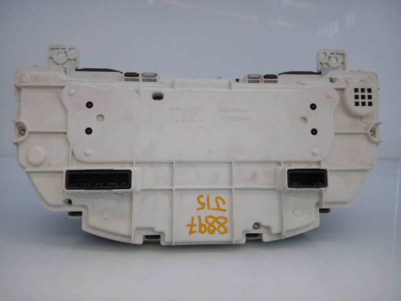 Recambio de cuadro instrumentos para toyota land cruiser (j15) basis referencia OEM IAM 8380060X61A  E3-B2-8-3