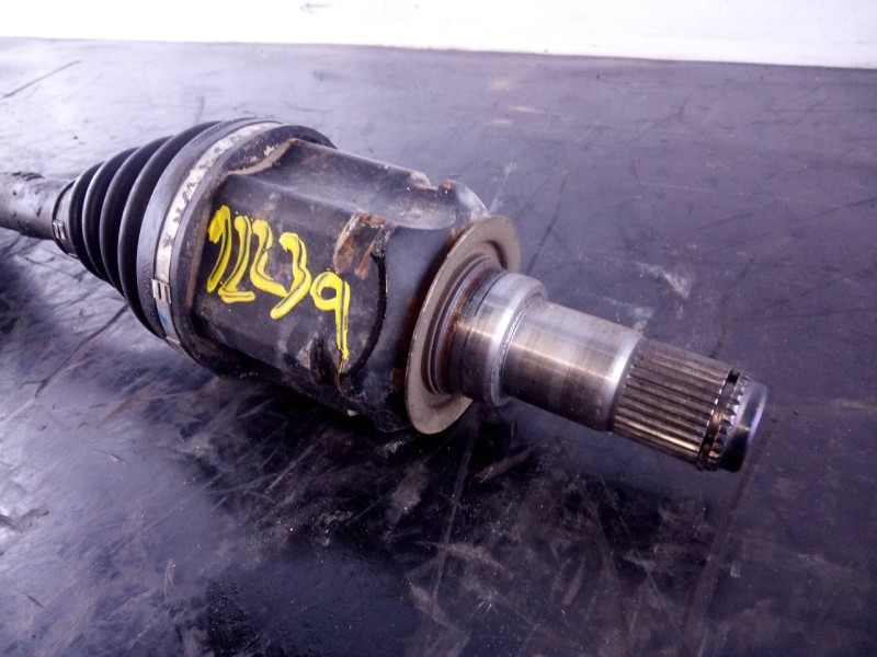 Recambio de transmision delantera izquierda para toyota land cruiser (j12) 3.0 d4-d vxl referencia OEM IAM   P1-A6-17