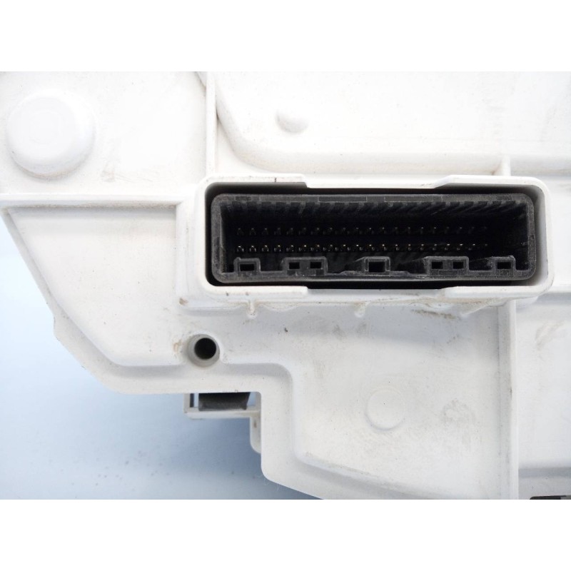 Recambio de cuadro instrumentos para toyota land cruiser (j15) basis referencia OEM IAM 8380060X61A  E3-B2-8-3