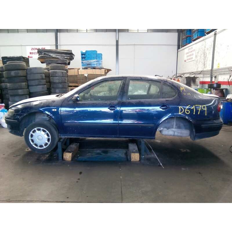 seat toledo (1m2) del año 2001