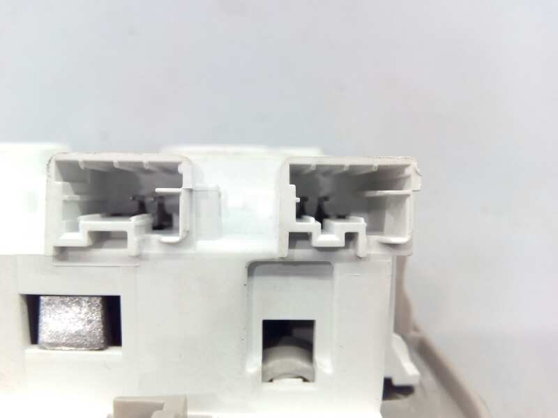 Recambio de luz interior para citroën c3 aircross feel referencia OEM IAM 96887290BJ01  E1-A4-23-1