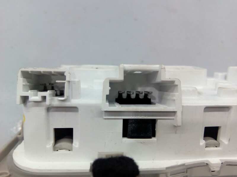 Recambio de luz interior para citroën c3 aircross feel referencia OEM IAM 96887290BJ01  E1-A4-23-1