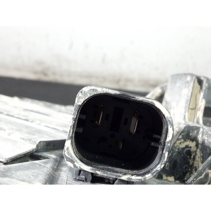 Recambio de electroventilador para bmw serie 1 lim. (f40) 118d referencia OEM IAM 17428596241 22828110 P2-B8-17