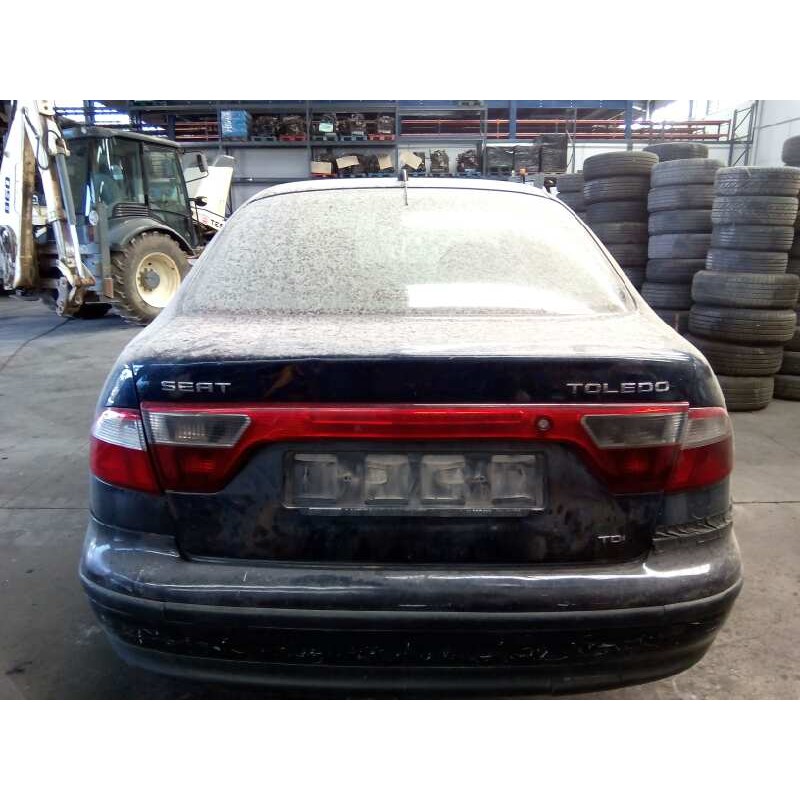 seat toledo (1m2) del año 2001