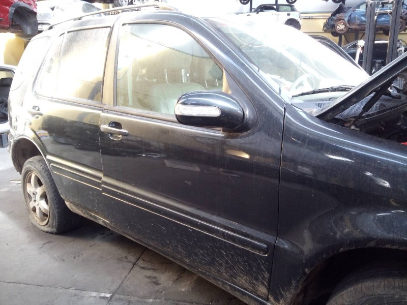 Recambio de puerta delantera derecha para mercedes-benz clase m (w163) 400 cdi (163.128) referencia OEM IAM   