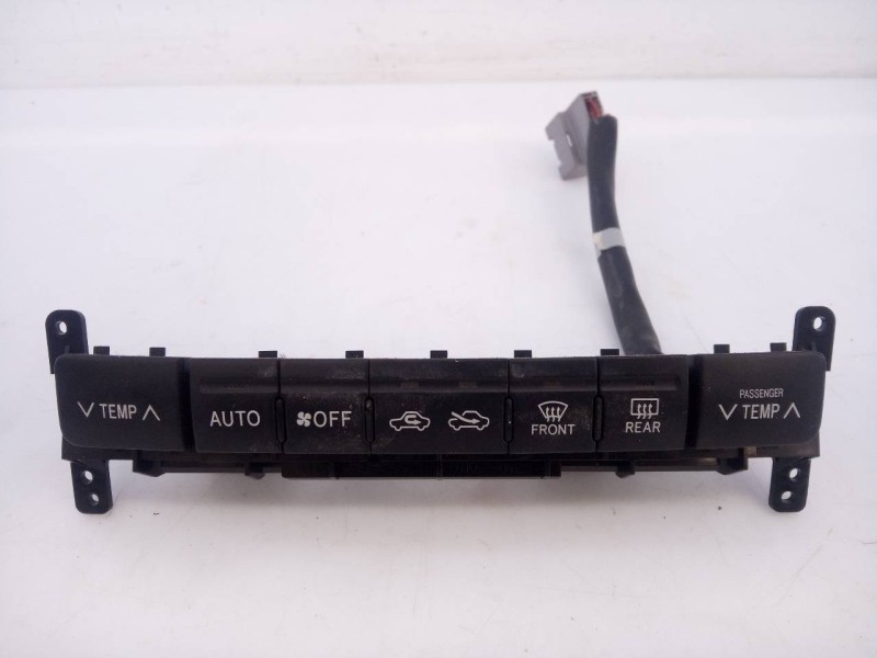 Recambio de mando climatizador para toyota land cruiser (j12) 3.0 d4-d vxl referencia OEM IAM 6559440070  E3-B2-19-3