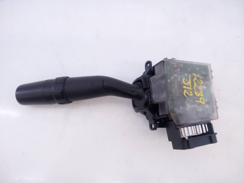 Recambio de mando limpia para toyota land cruiser (j12) 3.0 d4-d vxl referencia OEM IAM   E3-B2-8-4
