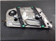 ELEVALUNAS DELANTERO DERECHO P2-B4-9