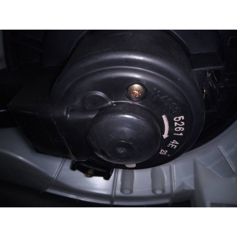 Recambio de ventilador calefaccion para toyota land cruiser (j12) 3.0 d4-d vxl referencia OEM IAM 52614E23 19400 
