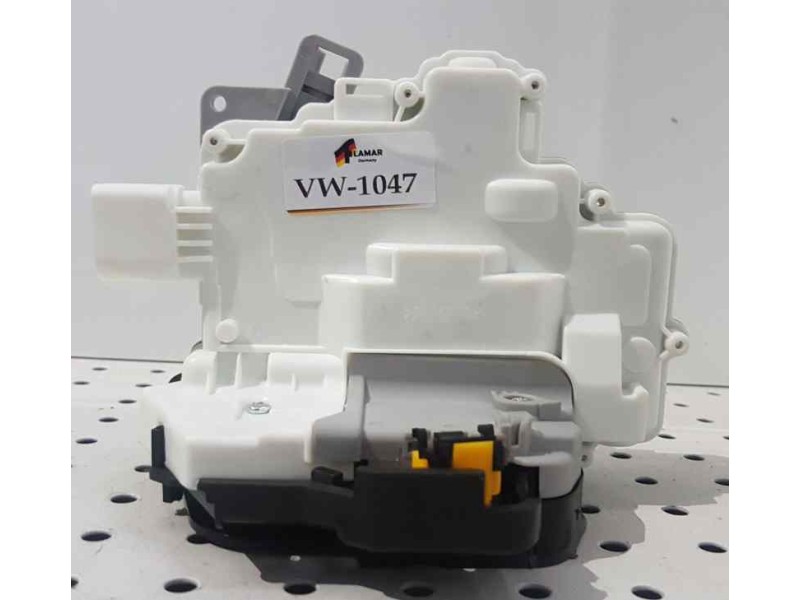 Recambio de cerradura puerta trasera izquierda para universal cerradura trasera izquierda audi referencia OEM IAM 8E0839015AA NU