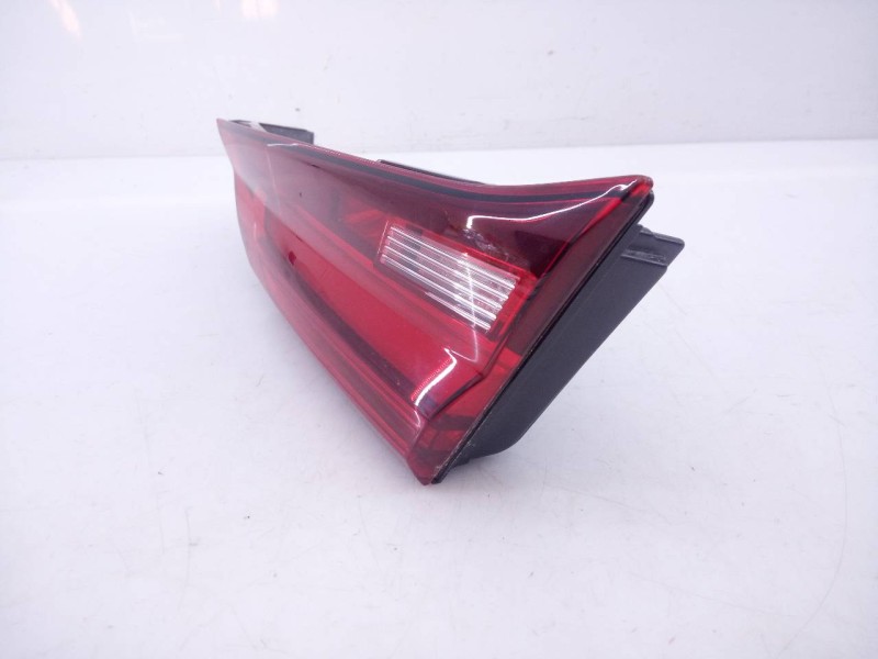 Recambio de piloto trasero derecho porton para bmw serie 1 lim. (f40) 118d referencia OEM IAM 745085215  E1-A3-39-1