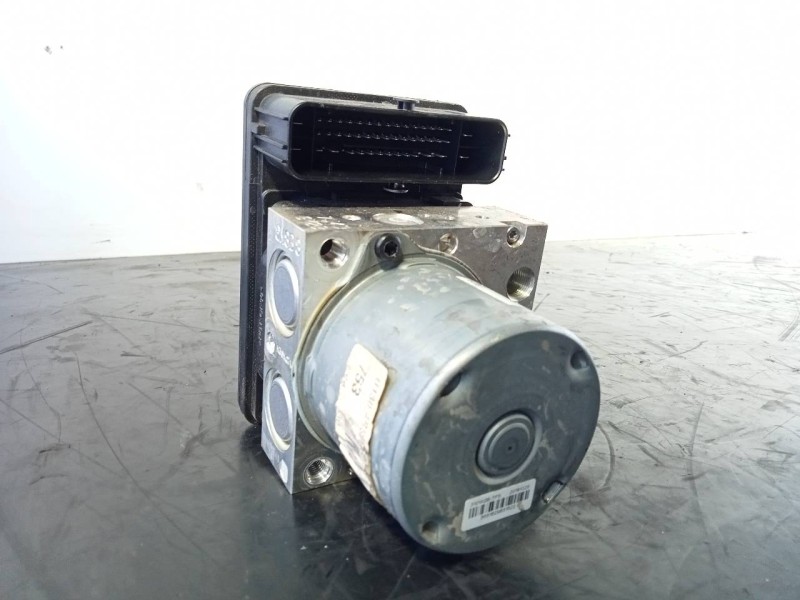 Recambio de abs para hyundai tucson style 2wd referencia OEM IAM 58920D7530  P3-B8-24-3