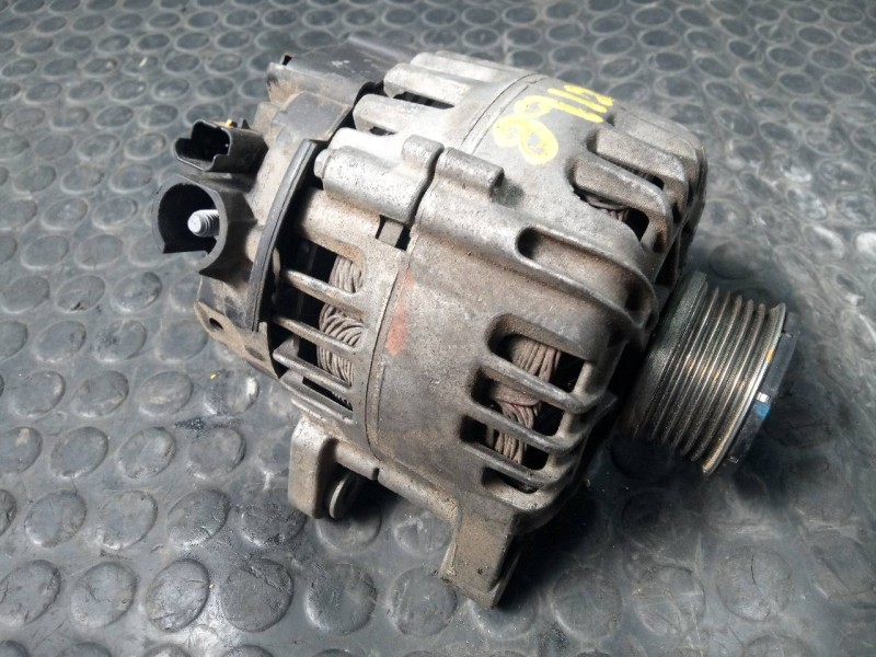 Recambio de alternador para citroën c4 picasso live referencia OEM IAM 9818677980  P3-A4-18-5