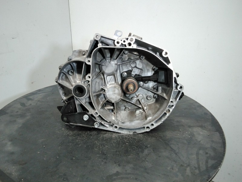 Recambio de caja cambios para citroën c4 picasso live referencia OEM IAM 20EA68  M1-B2-81