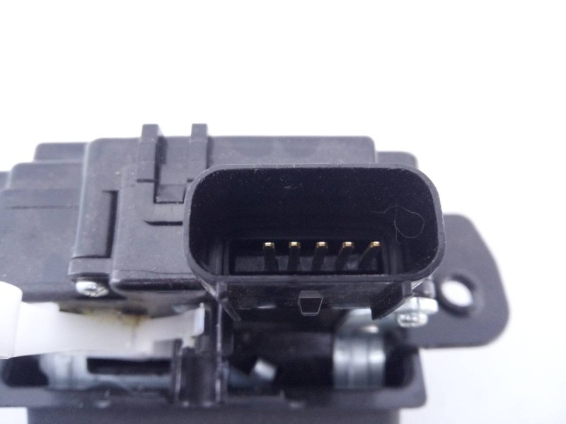 Recambio de cerradura maletero / porton para hyundai tucson style 2wd referencia OEM IAM NJJM0701  E2-B5-44-1