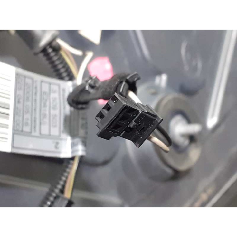 Recambio de aleron trasero para bmw x3 (e83) 2.0d referencia OEM IAM 51713400384 22944910 P2-B3-39