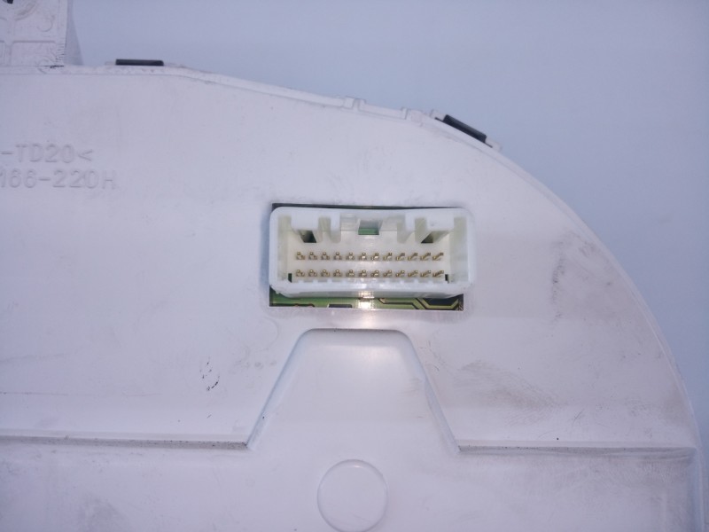 Recambio de cuadro instrumentos para mitsubishi outlander (cw0) 2.2 di-d kaiteki plus referencia OEM IAM 8100A485 528050H E3-A2-