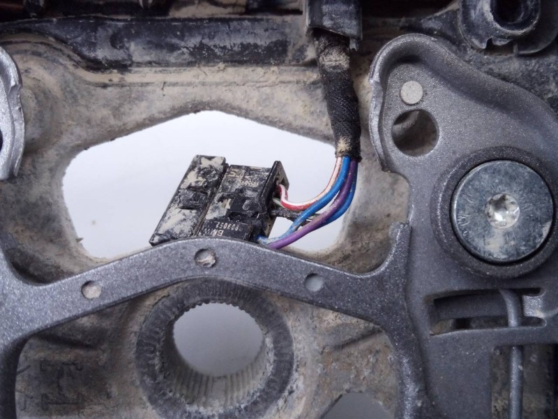 Recambio de volante para bmw serie 1 lim. (f40) 118d referencia OEM IAM 62822001N 5574044 E1-A3-42-2