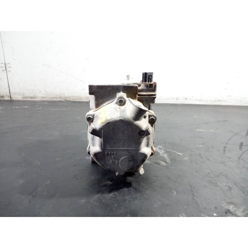 Recambio de compresor aire acondicionado para toyota yaris hsd active referencia OEM IAM 0422001350 BU02674 
