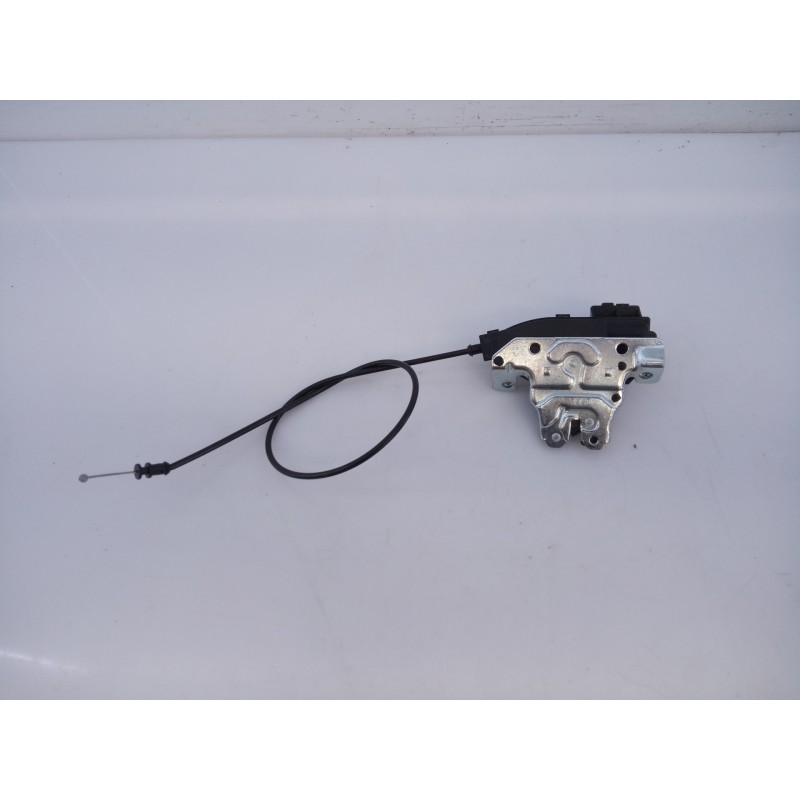 Recambio de cerradura maletero / porton para mercedes-benz clase c (w204) berlina c 220 cdi (204.008) referencia OEM IAM A204750