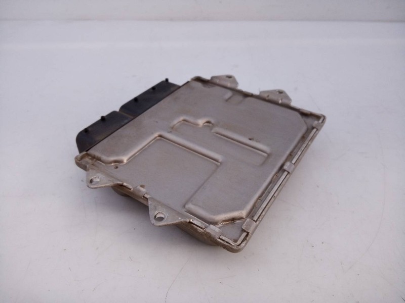 Recambio de centralita motor uce para fiat doblo ii cargo (263) referencia OEM IAM 55266283  E3-A4-28-3