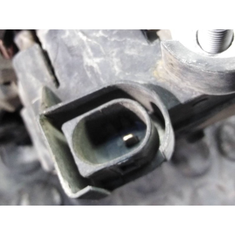 Recambio de alternador para ford fiesta (cb1) ambiente referencia OEM IAM AV6N10300GB 2609244A P3-B6-14-4