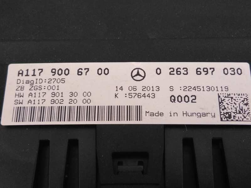 Recambio de cuadro instrumentos para mercedes-benz clase cla (w117) cla 220 cdi (117.303) referencia OEM IAM A1179006700 0263697