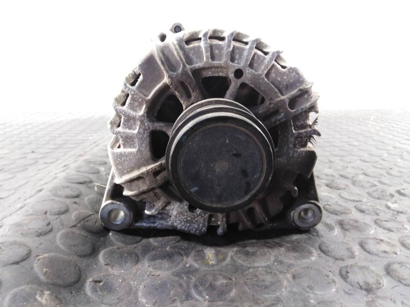 Recambio de alternador para ford fiesta (cb1) ambiente referencia OEM IAM AV6N10300GB 2609244A P3-B6-14-4